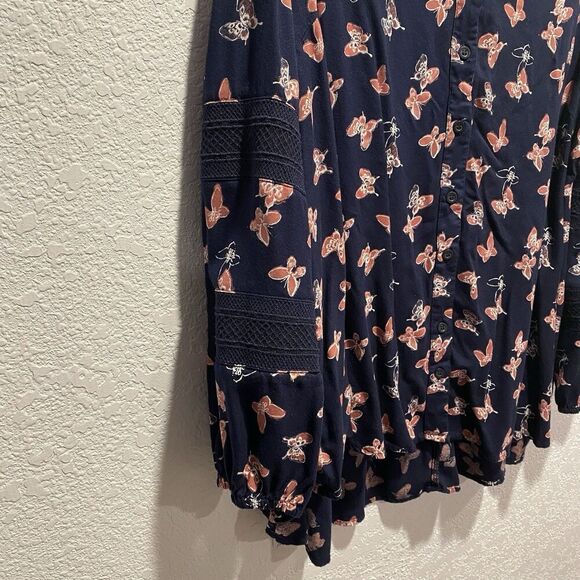 Lane Bryant Butterfly Navy Blue Long Sleeve Button Front Shirt Women’s 14/16 - Picture 4 of 12